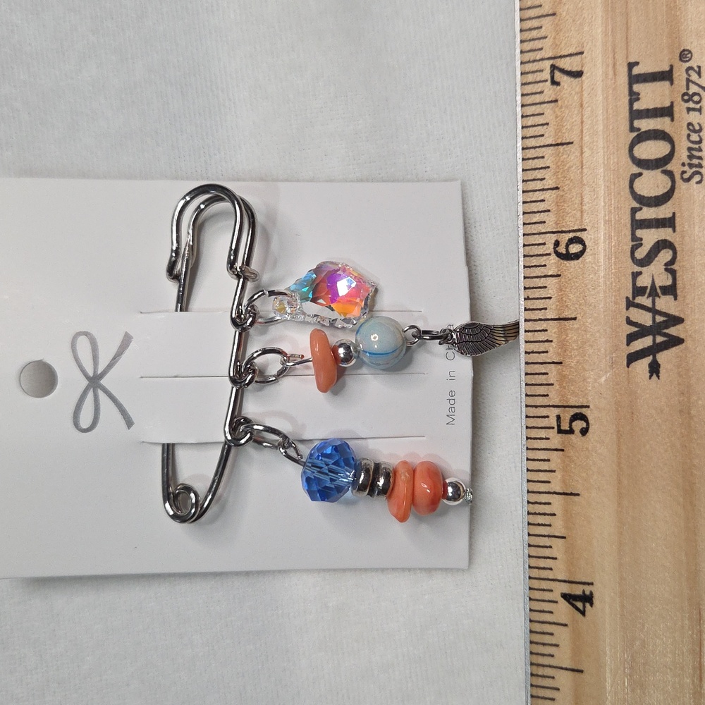 Hand Crafted Kilt Pin Brooch Elegant Peach Blue Beads Angel Wing Charm Silver - Picture 5 of 6